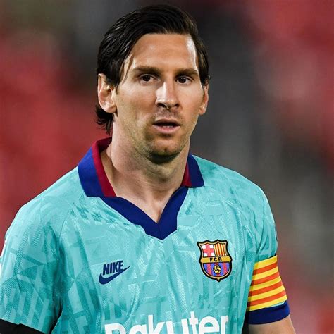 messi long hair 2020|messi back side haircut.